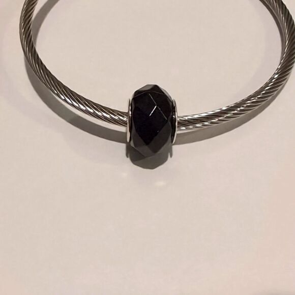 Silver Black‎ Faceted Charm for Pandora Style Bracelet - Picture 1 of 4